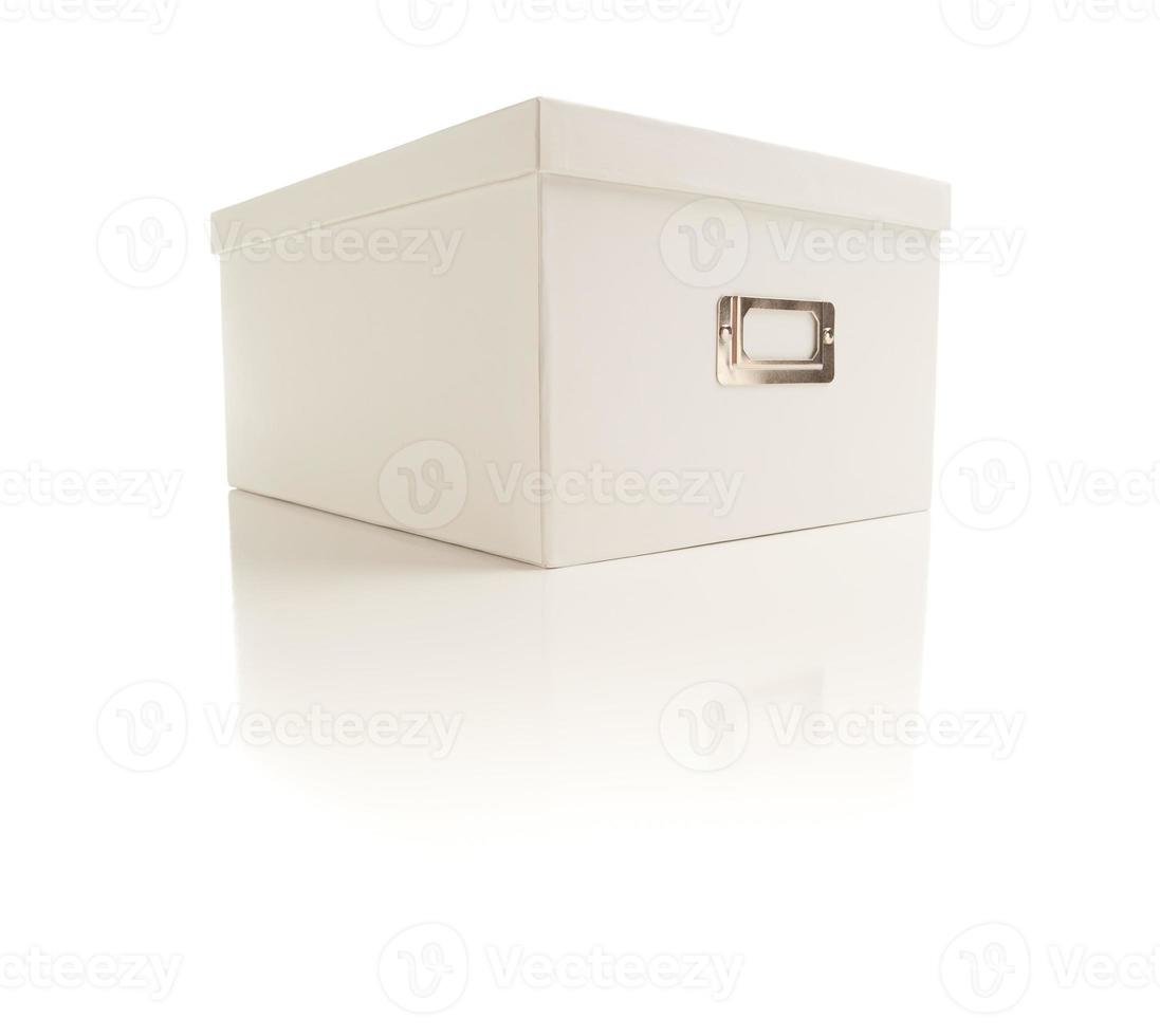 wit het dossier doos geïsoleerd Aan achtergrond foto