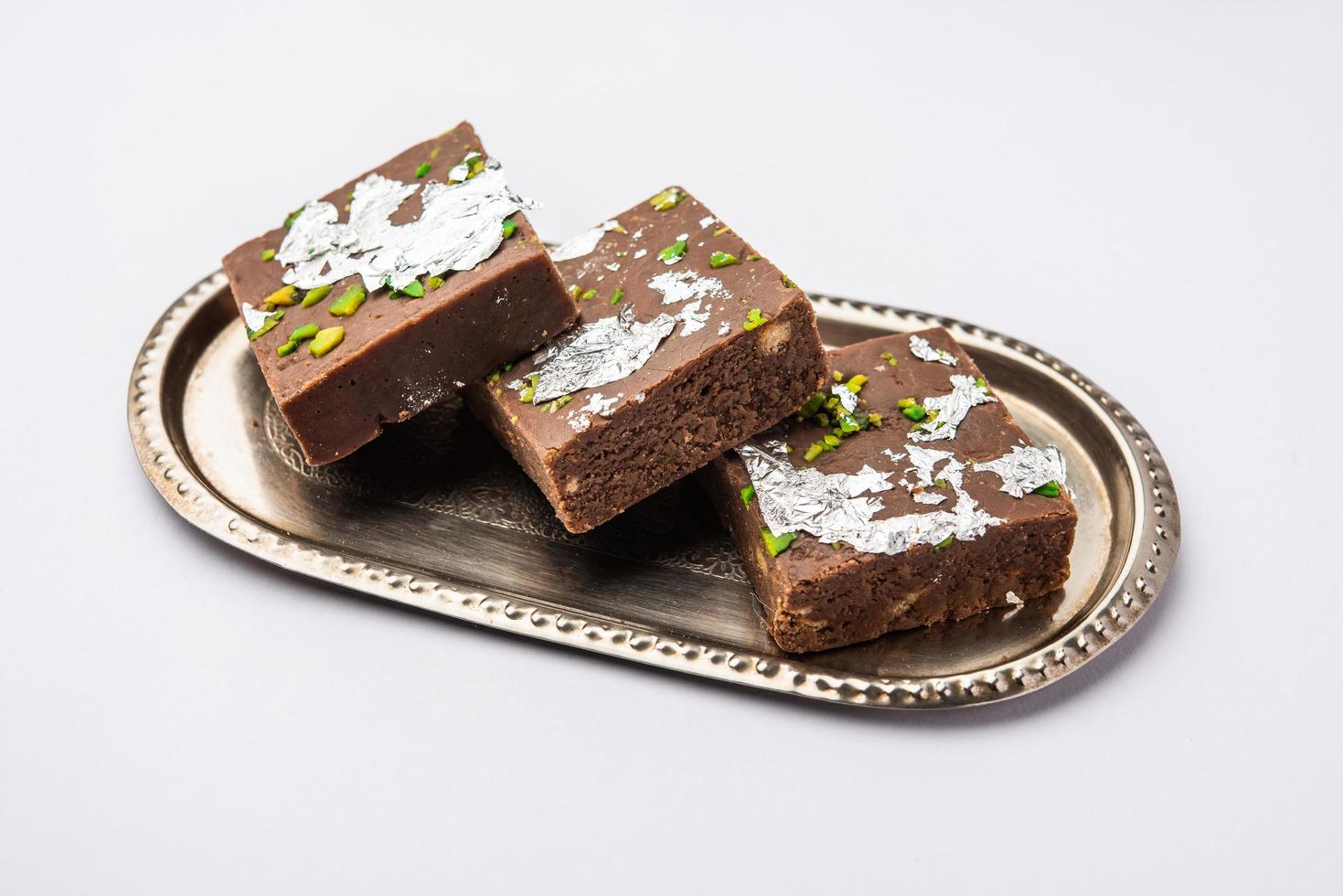 chocola barfi of Choco burfi taart, een tweaken naar Indisch toetje of zoet voor festivals foto