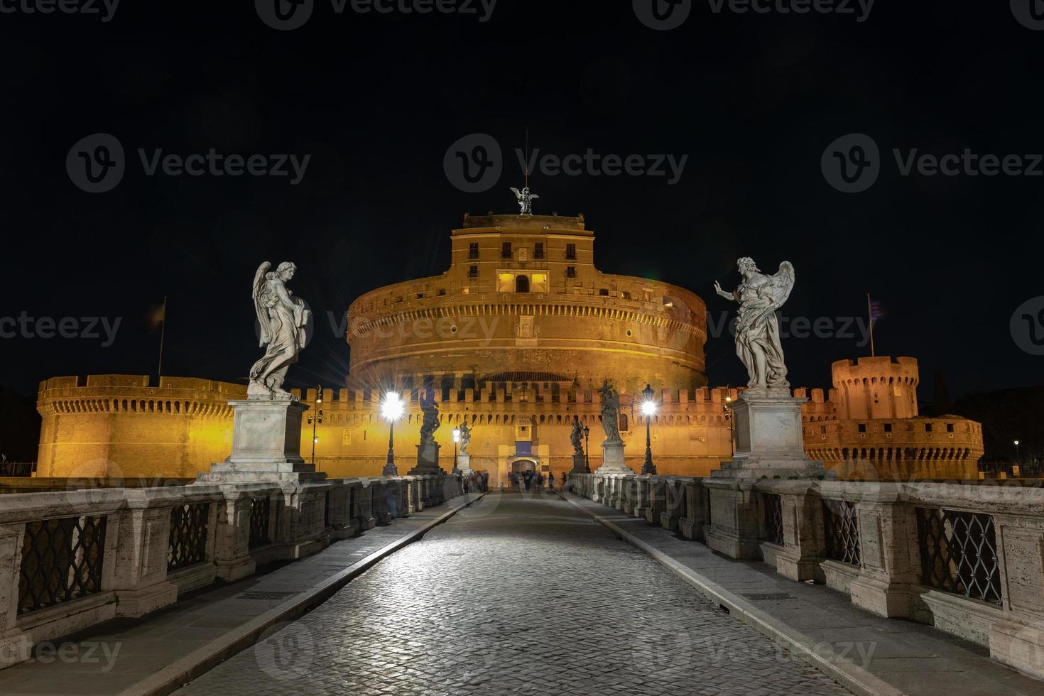 castel sant'angelo of kasteel van heilig engel, Rome, Italië. castel sant'angelo is een van de hoofd reizen bestemmingen in Europa. foto