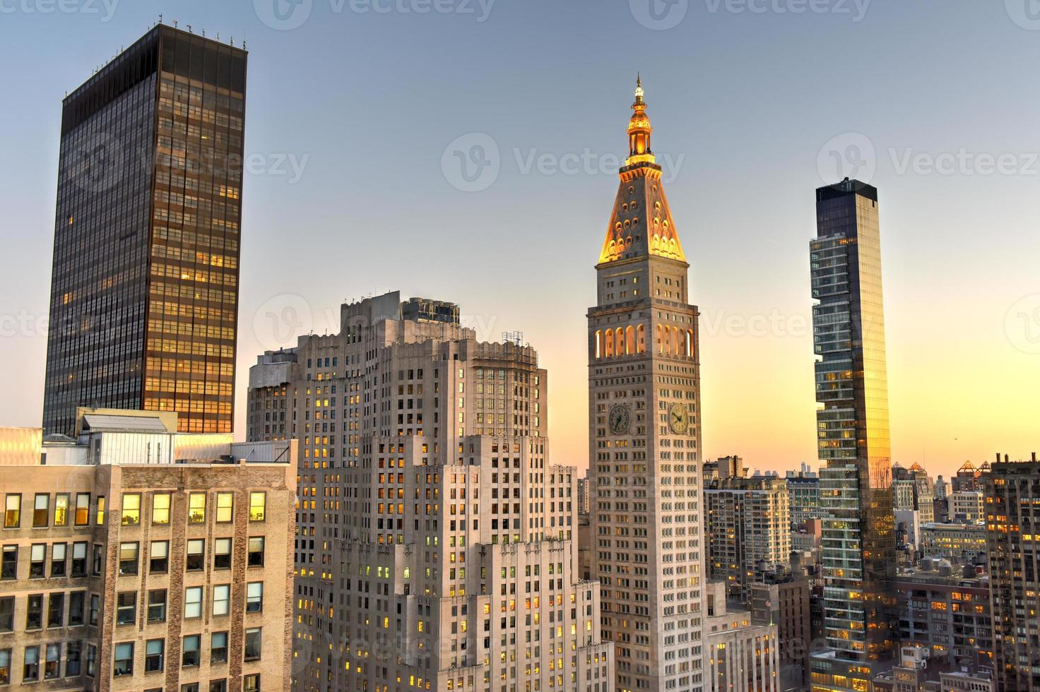 nieuw york stad horizon Bij zonsondergang foto