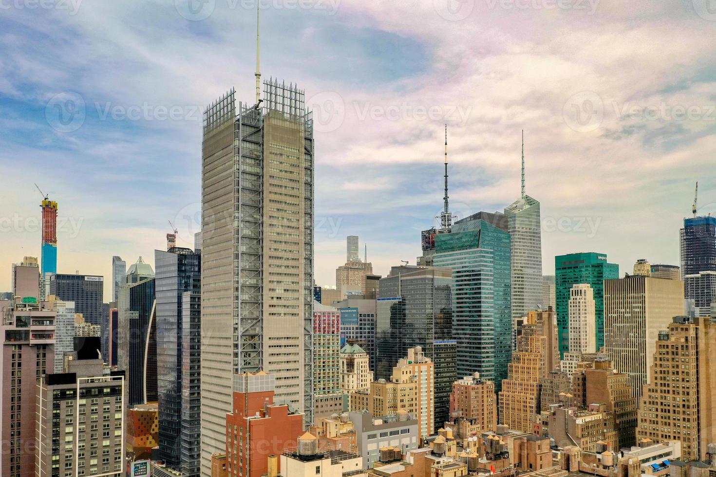panoramisch visie van Midtown Manhattan in nieuw york stad gedurende de dag. foto