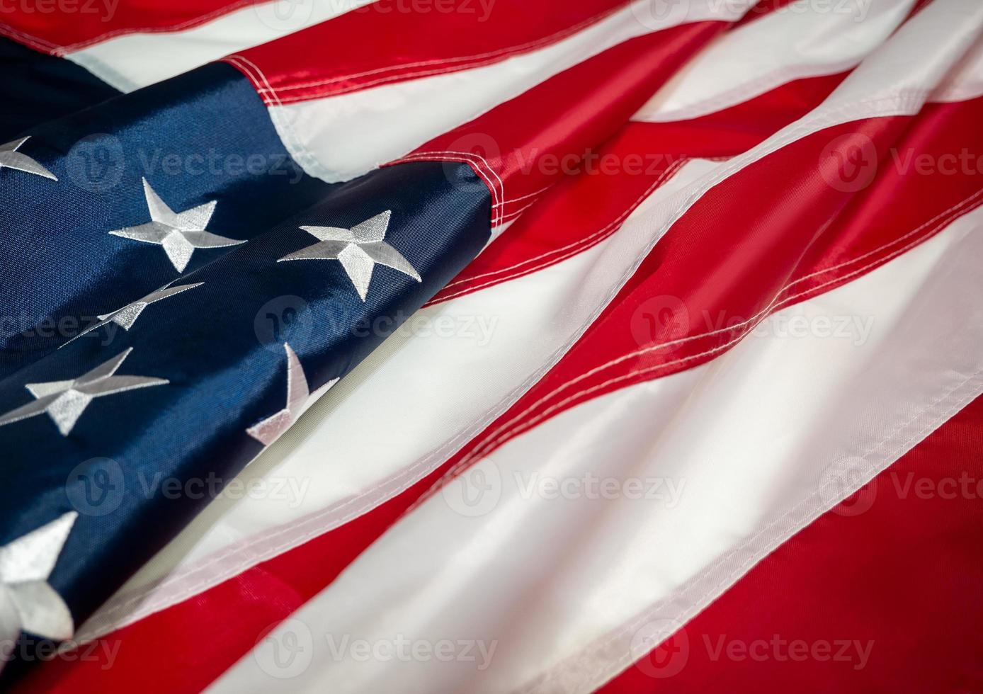 Amerikaans vlag van de Verenigde Staten van Amerika. onafhankelijkheid dag Aan juli 4, gedenkteken dag, veteranen dag, arbeid dag. vervagen foto