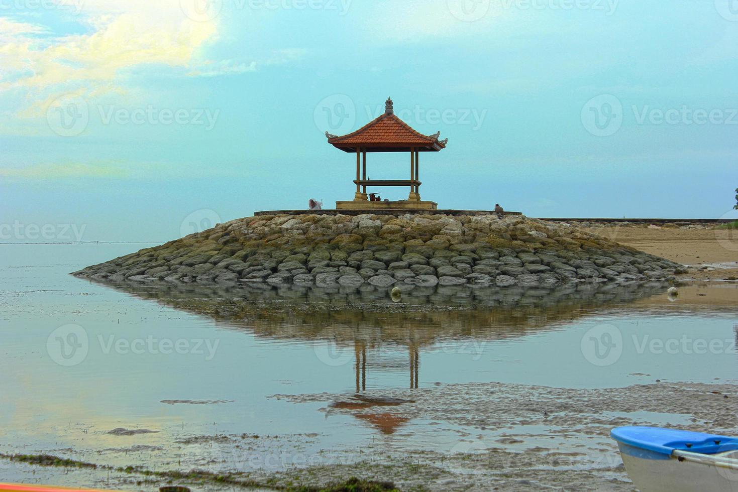 mooi antenne landschap van sanur strand foto