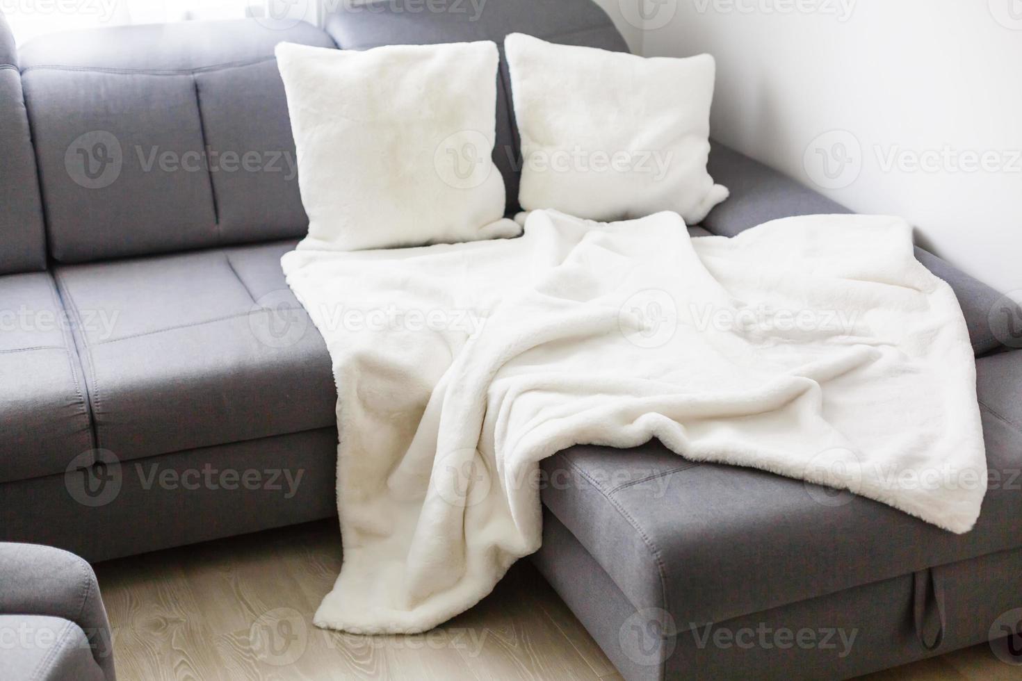modern leven kamer ontwerp met sofa foto