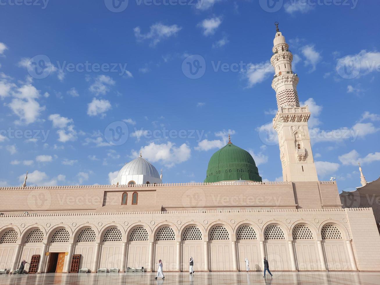 mooi dag visie van masjid al nabawi, medina, saudi Arabië. foto