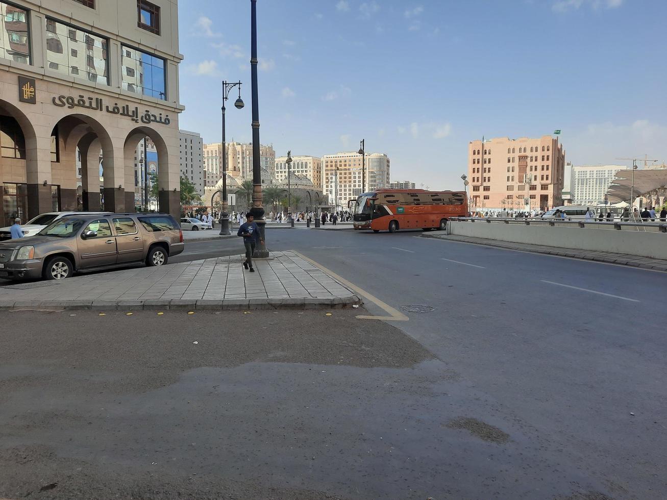 medina, saudi Arabië, dec 2022 - een mooi dag tijd visie van de wegen en gebouwen van medina, saudi Arabië. foto