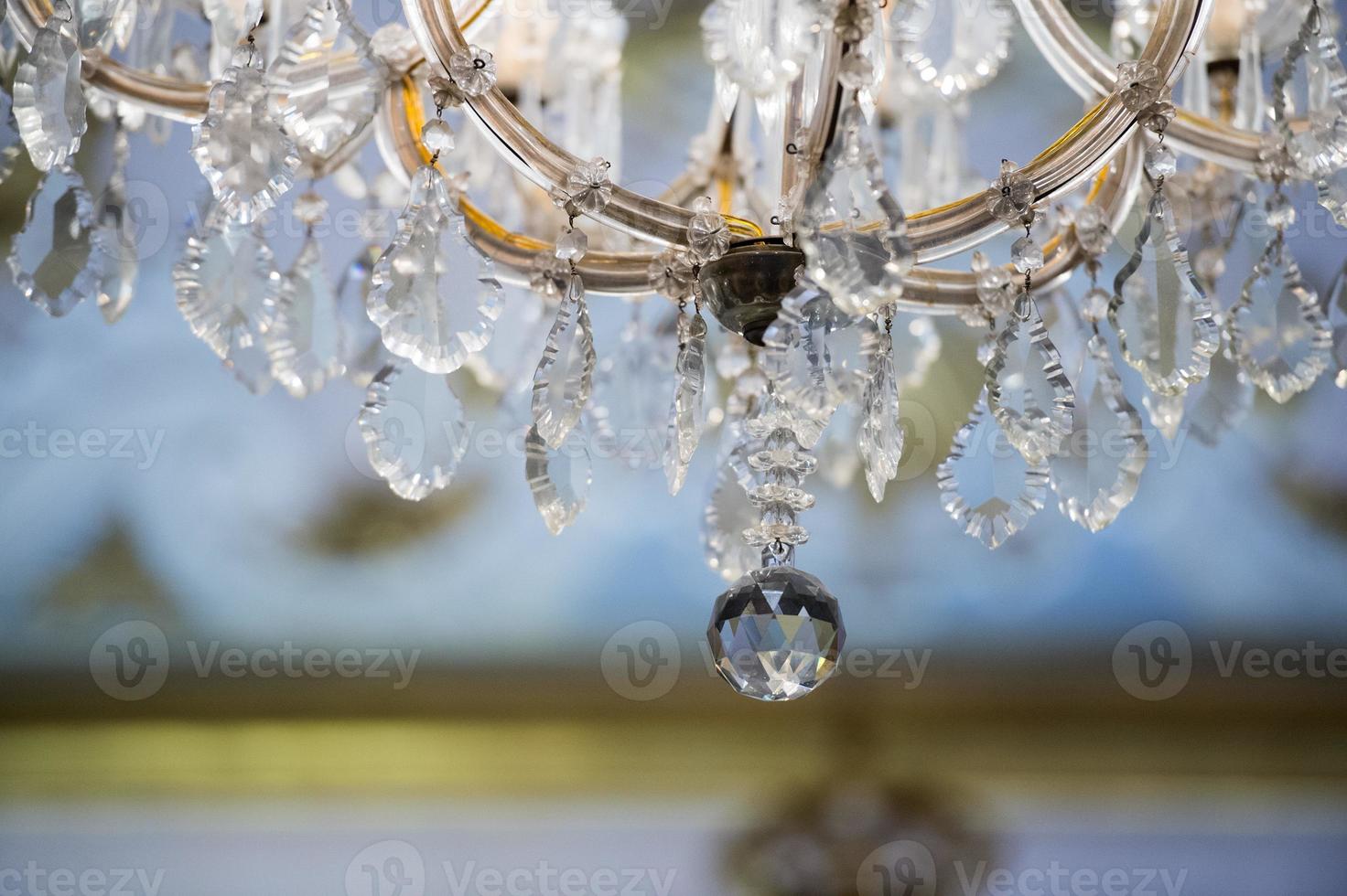 glas hanger detail van hal kroonluchter foto