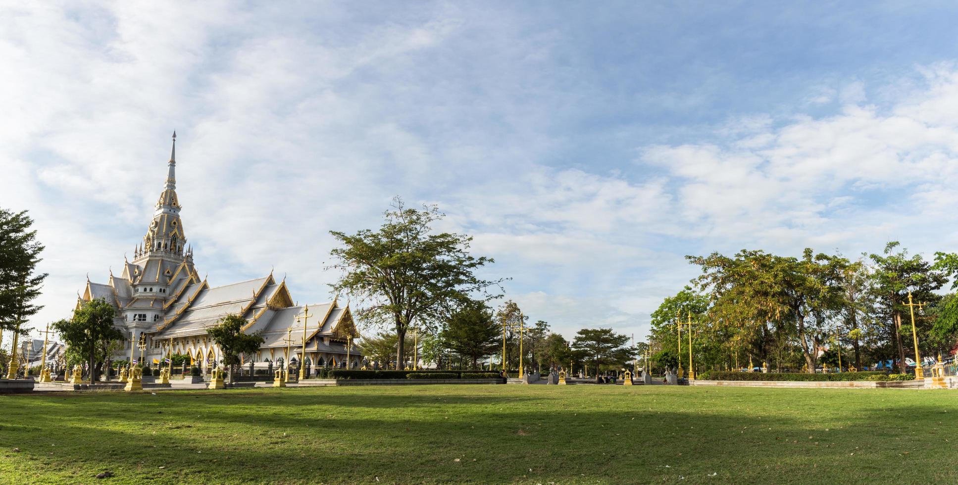 de wat sothon wararam worawihan-tempel in thailand foto