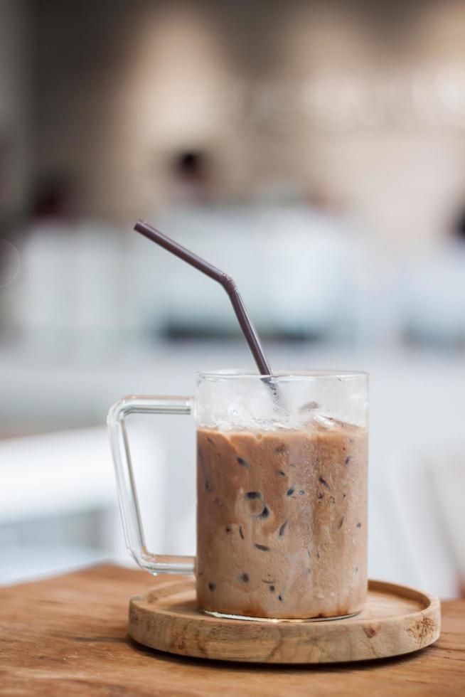 ijskoffie in een coffeeshop foto