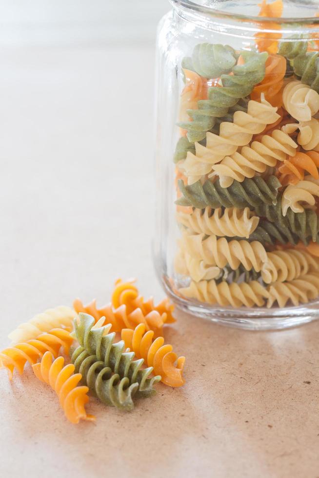 pasta in een glas foto