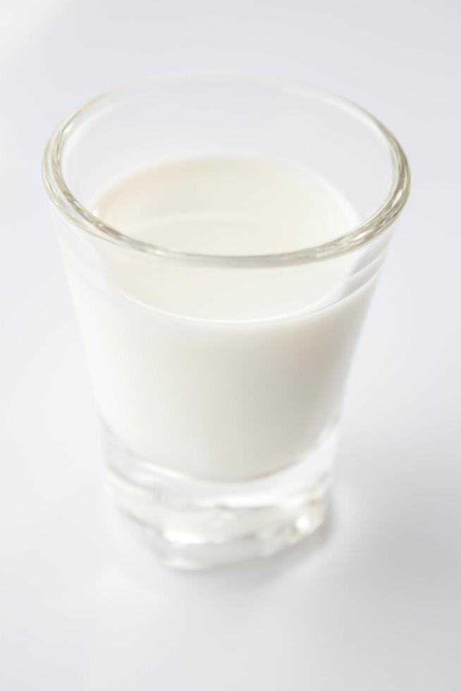 glas melk foto