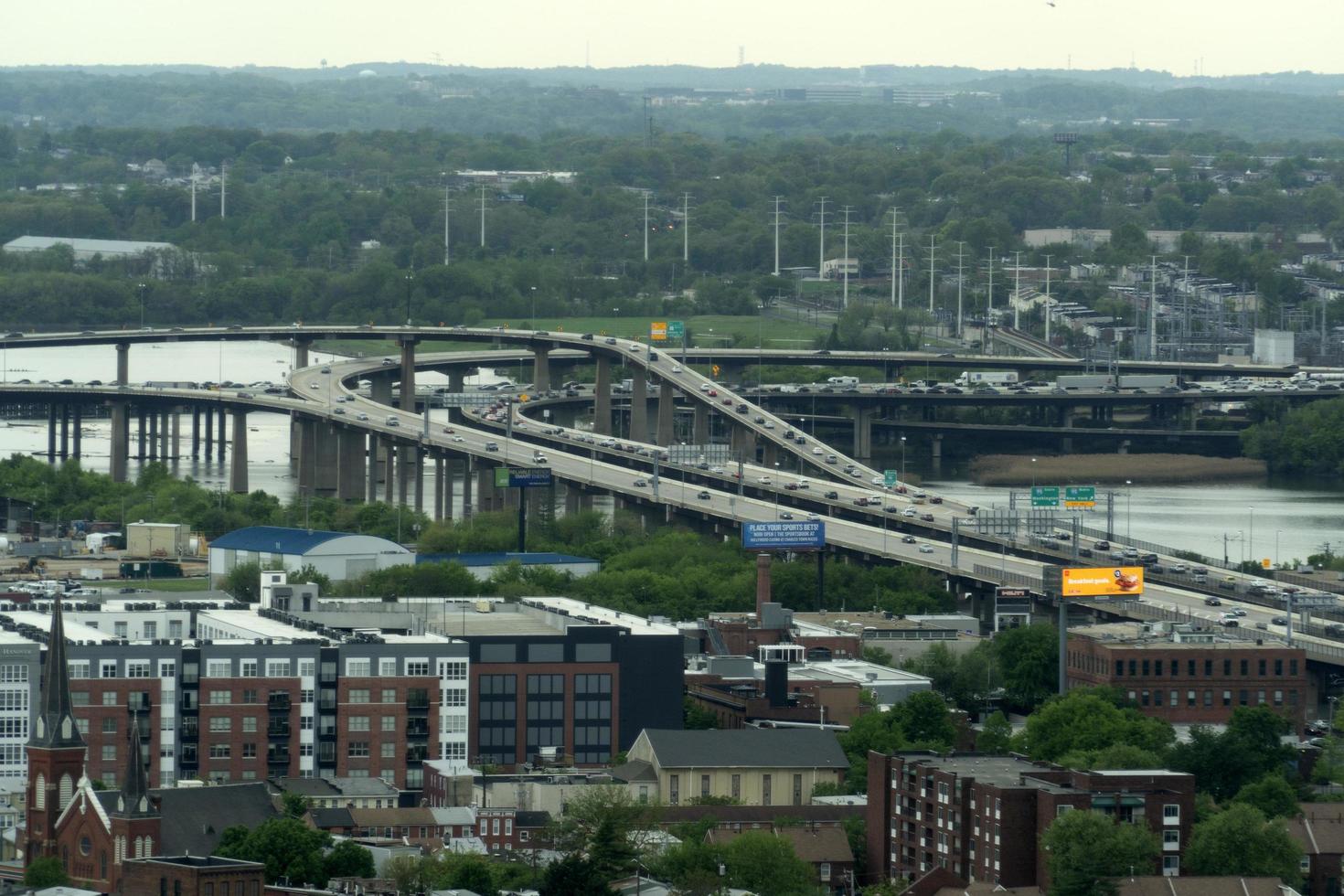 baltimore, Verenigde Staten van Amerika - april 25 2019 - stad- verkeer jam in stormloop uur foto