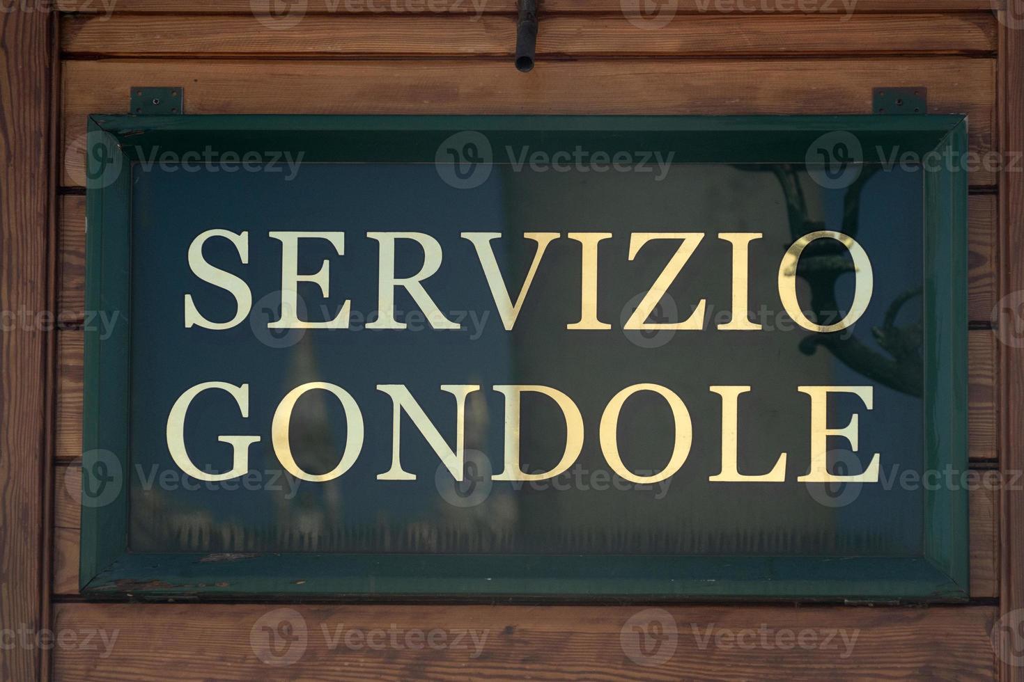 servizio gondel teken in Venetië gondel onderhoud foto
