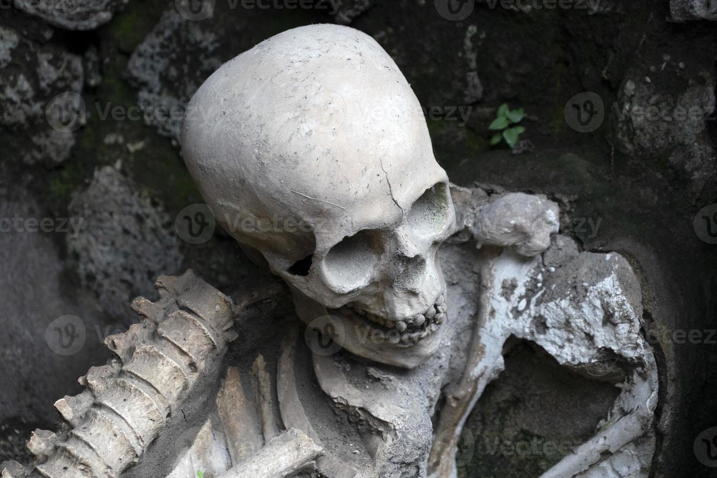 ercolano herculaneum voortvluchtigen skeletten Aan de strand foto