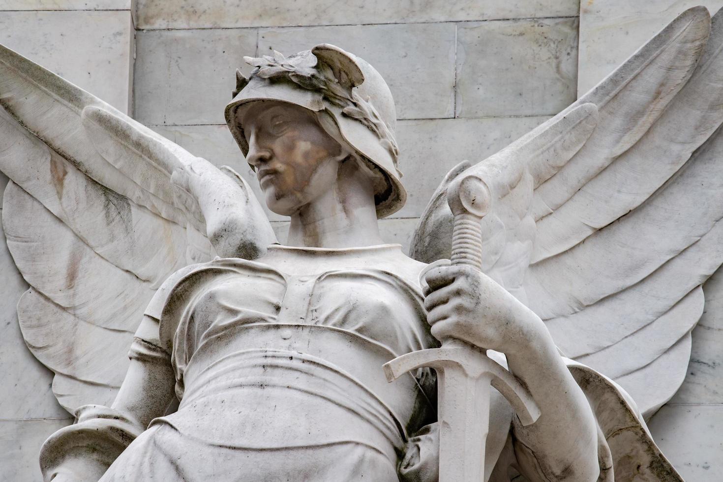 Londen, Engeland - juli 15 2017 - koningin Victoria monument Londen detail foto