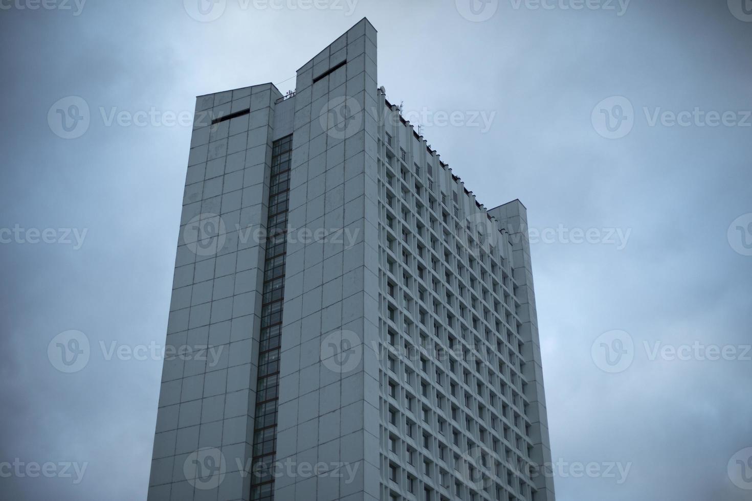 hoog gebouw. kantoor huis. foto