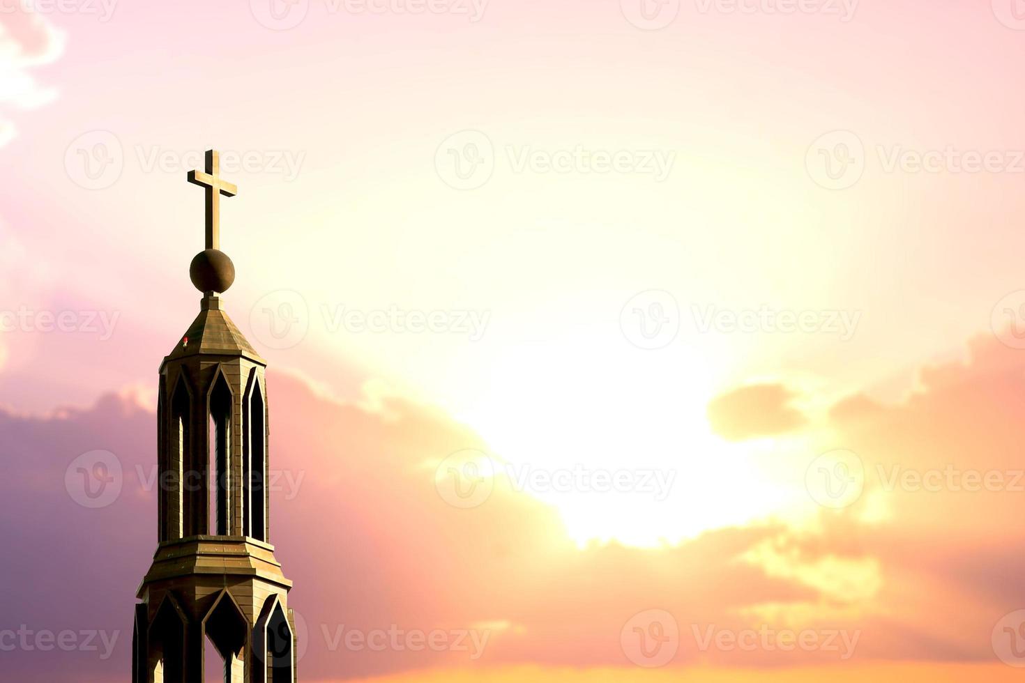 concept van hoop en gebed. kerk in de lucht foto