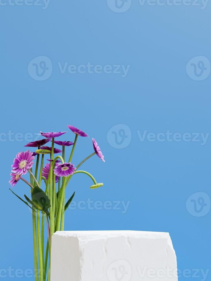 gemakkelijk minimalistische steen plein podium en blauw muur met decoratief zonnebloemen staand rechtop, 3d geven foto