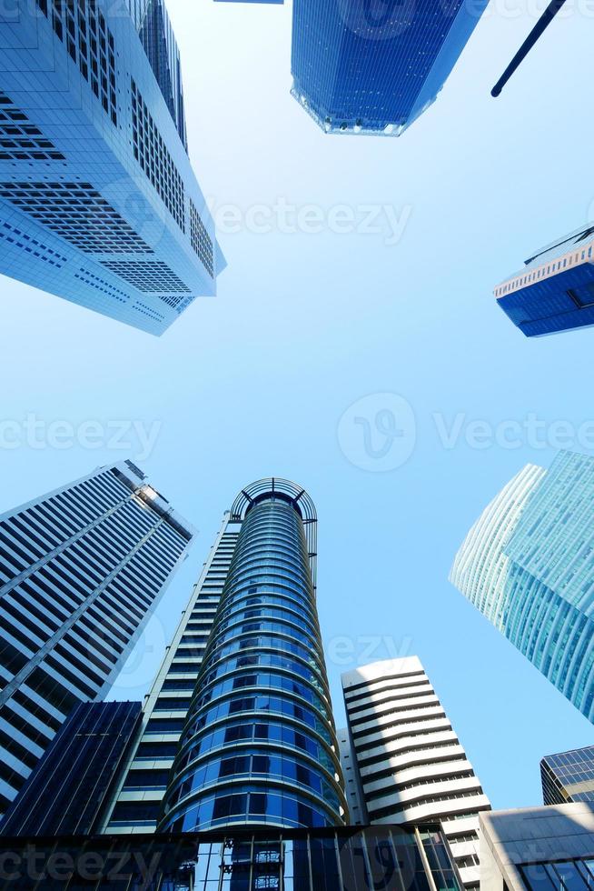 laag hoek visie van Singapore stad gebouwen. foto