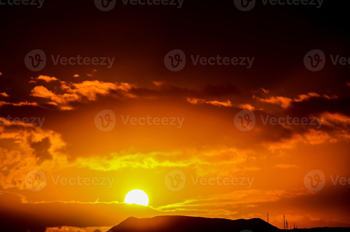 landschap over- de zonsondergang foto