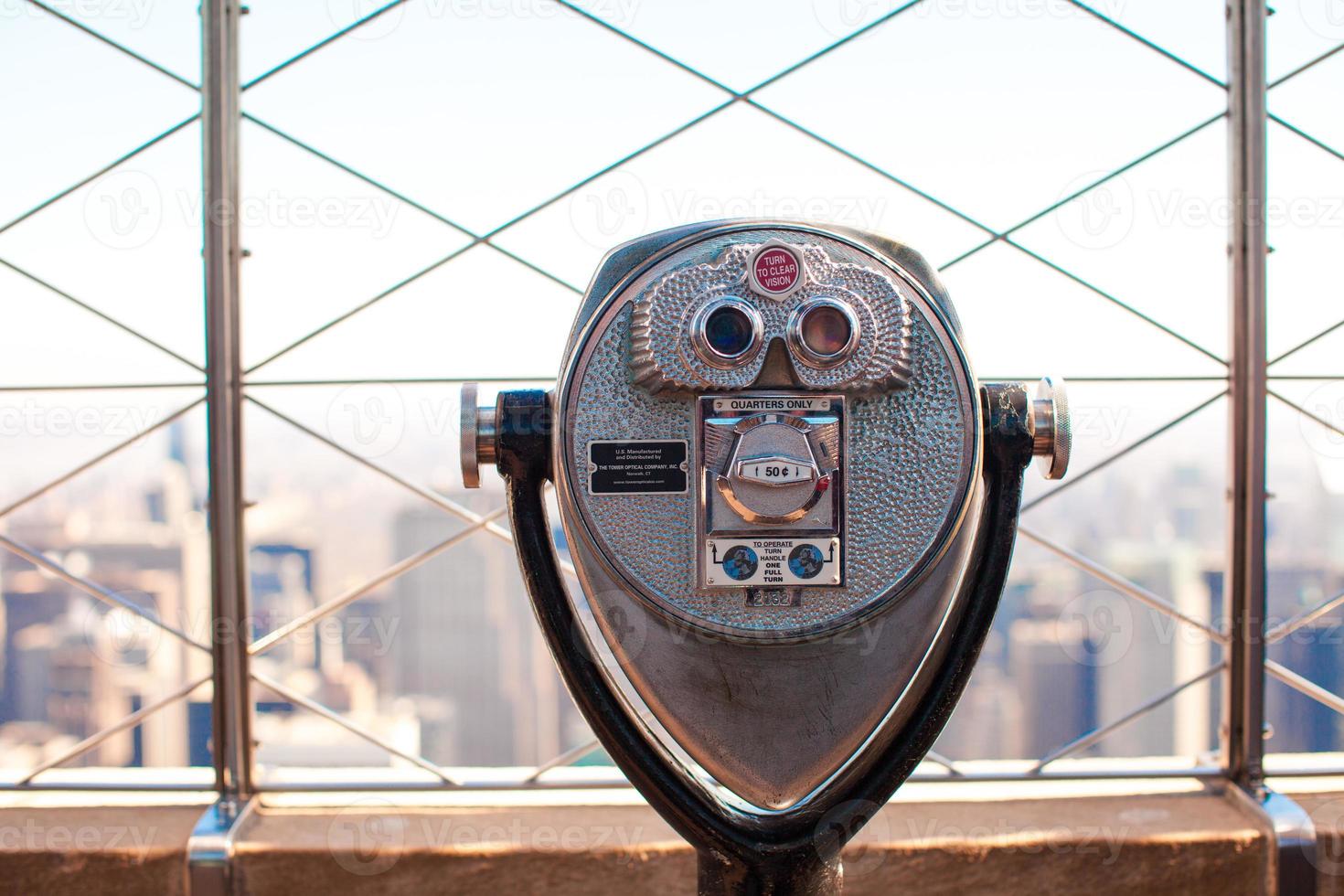 openbaar telescoop wees Aan Manhattan gebouwen foto