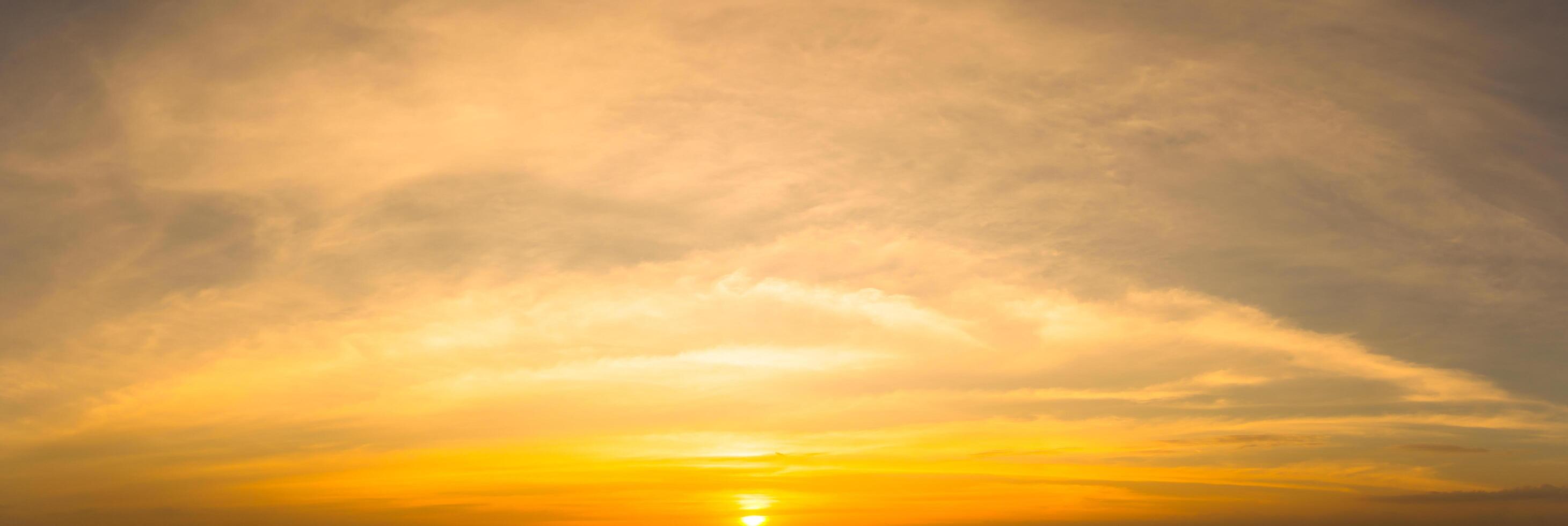 hemel bij zonsondergang foto