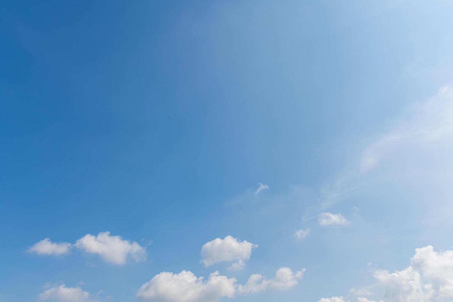 de lucht en de wolken foto