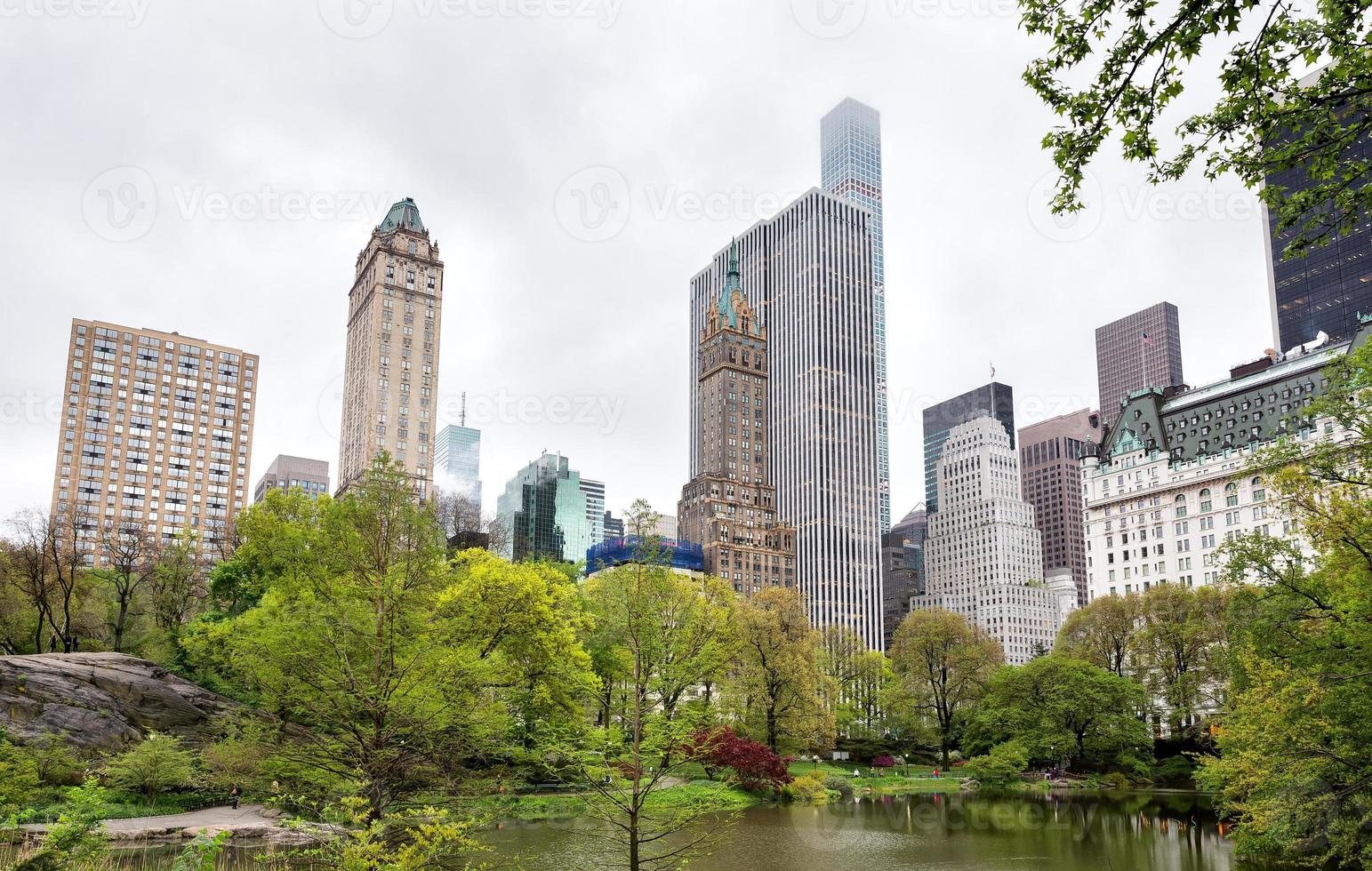 centraal park en Manhattan horizon in nyc foto