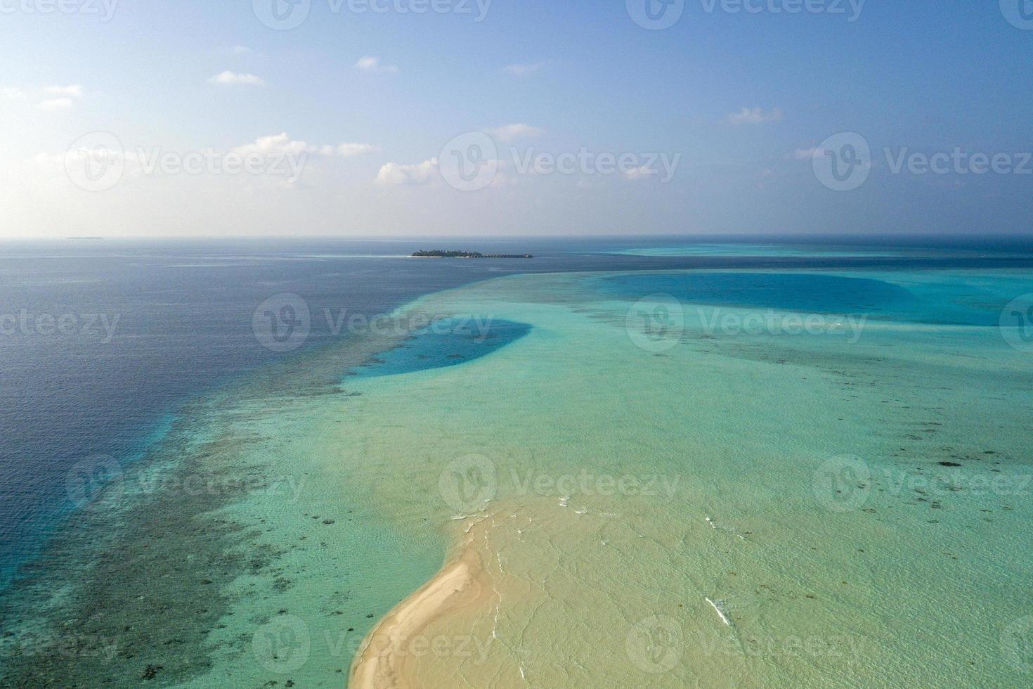 Maldiven antenne visie panorama landschap zanderig strand foto