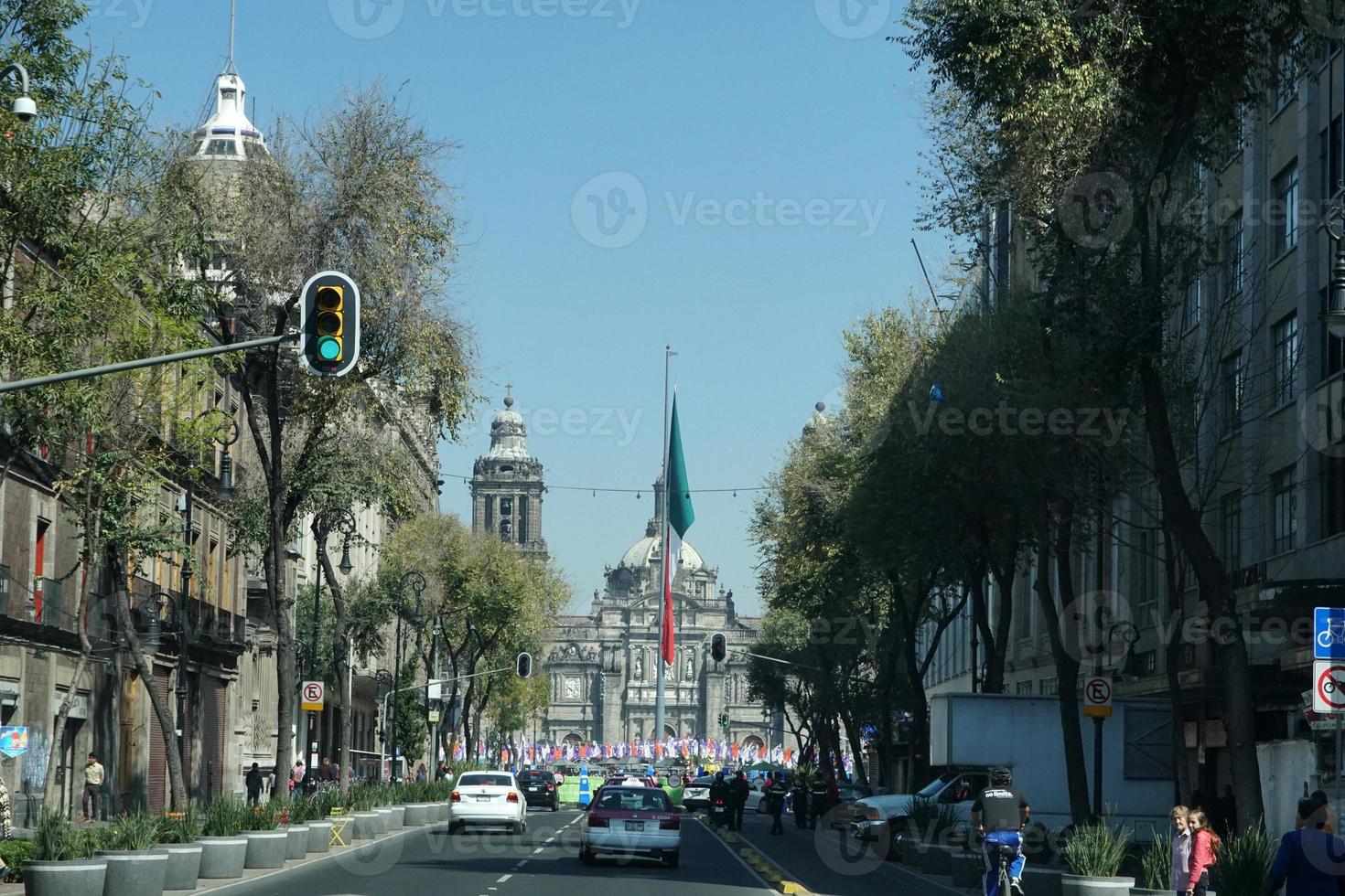 Mexico stad, Mexico - november 5 2017 - Mexicaans metropolis hoofdstad overbelast verkeer foto