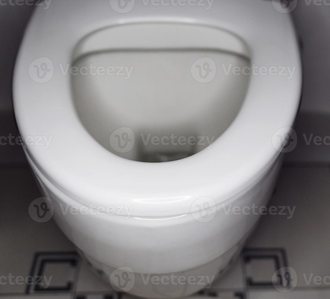 witte toiletpot foto