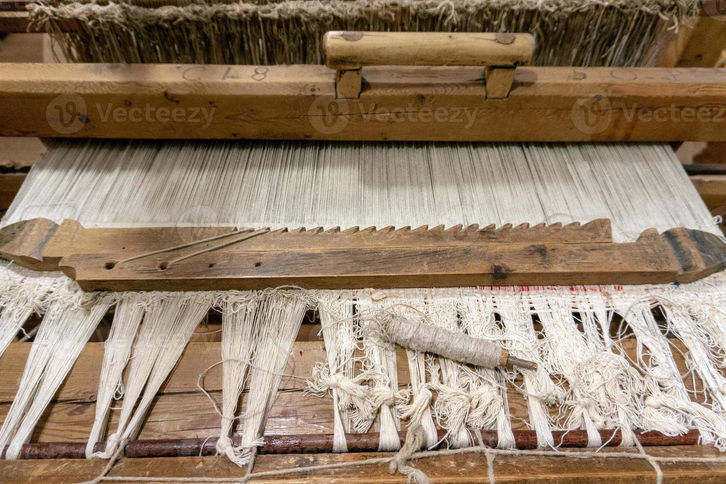 oud weefgetouw antiek het weven naaien machine detail foto