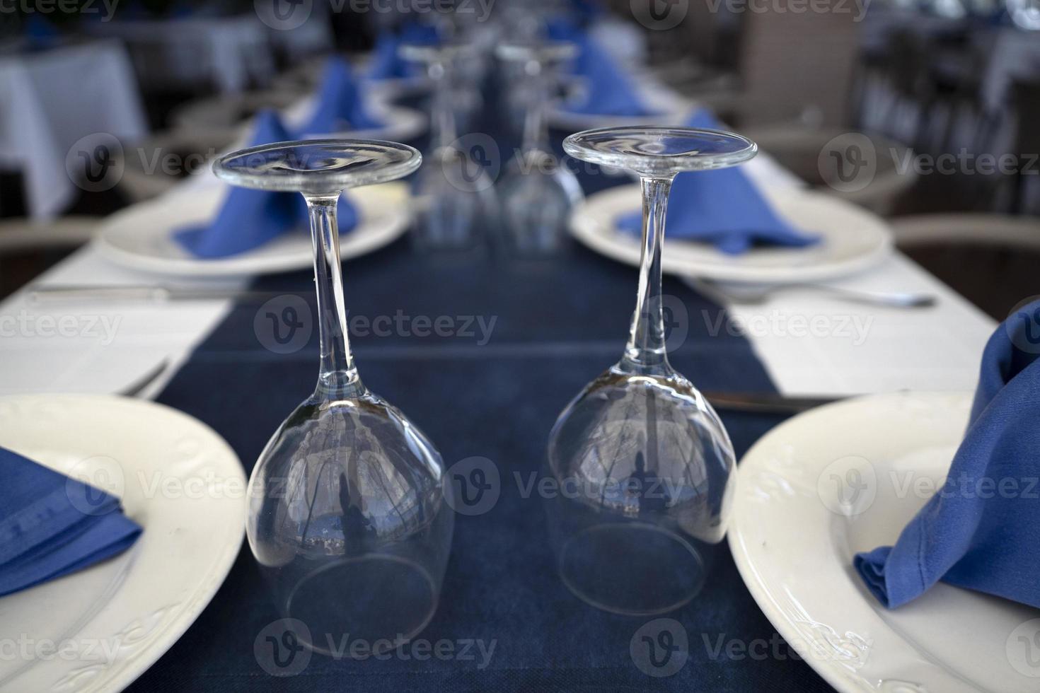 blauw en wit Laden tafel foto