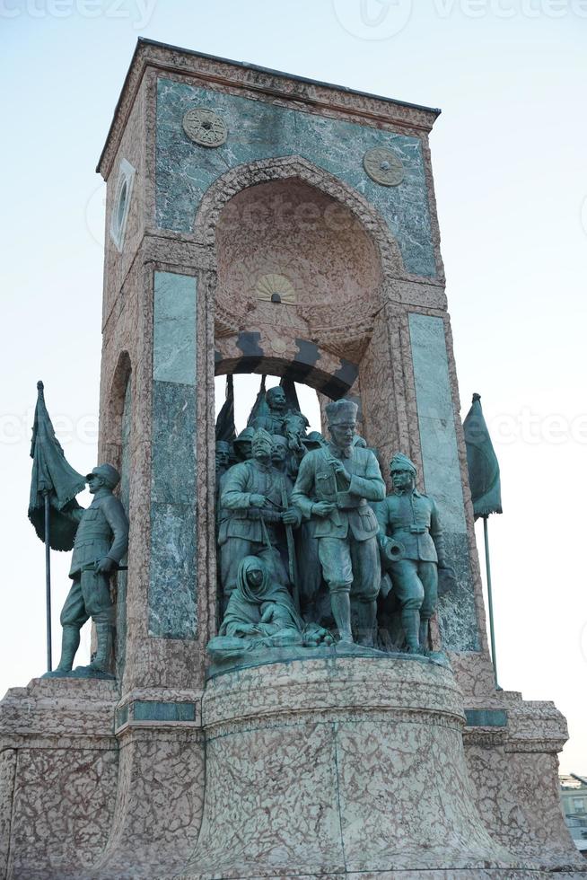 Taksim republiek monument in Istanbul, turkiye foto