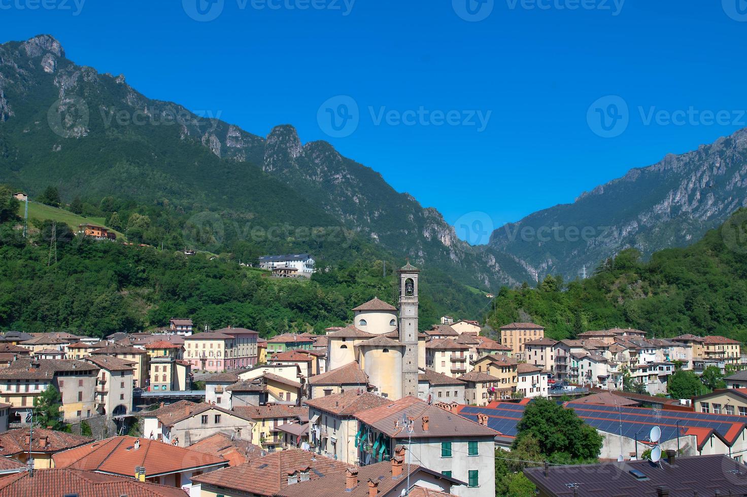 san Giovanni bianco. land van de midden- vallei brembana. Italië foto