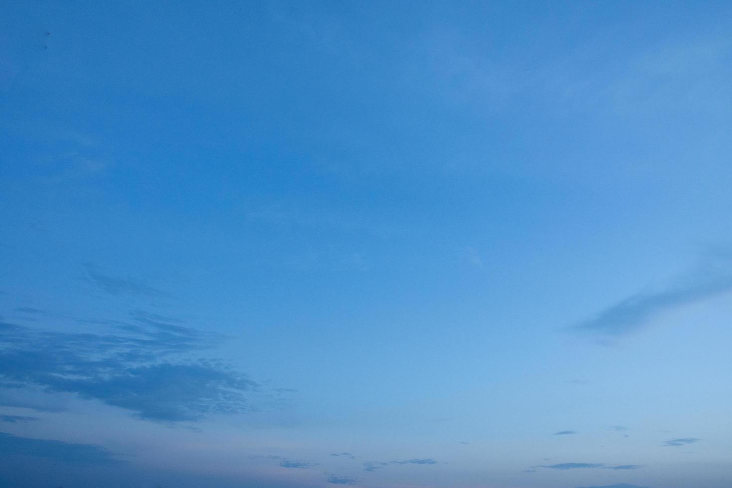 wolken in de lucht foto