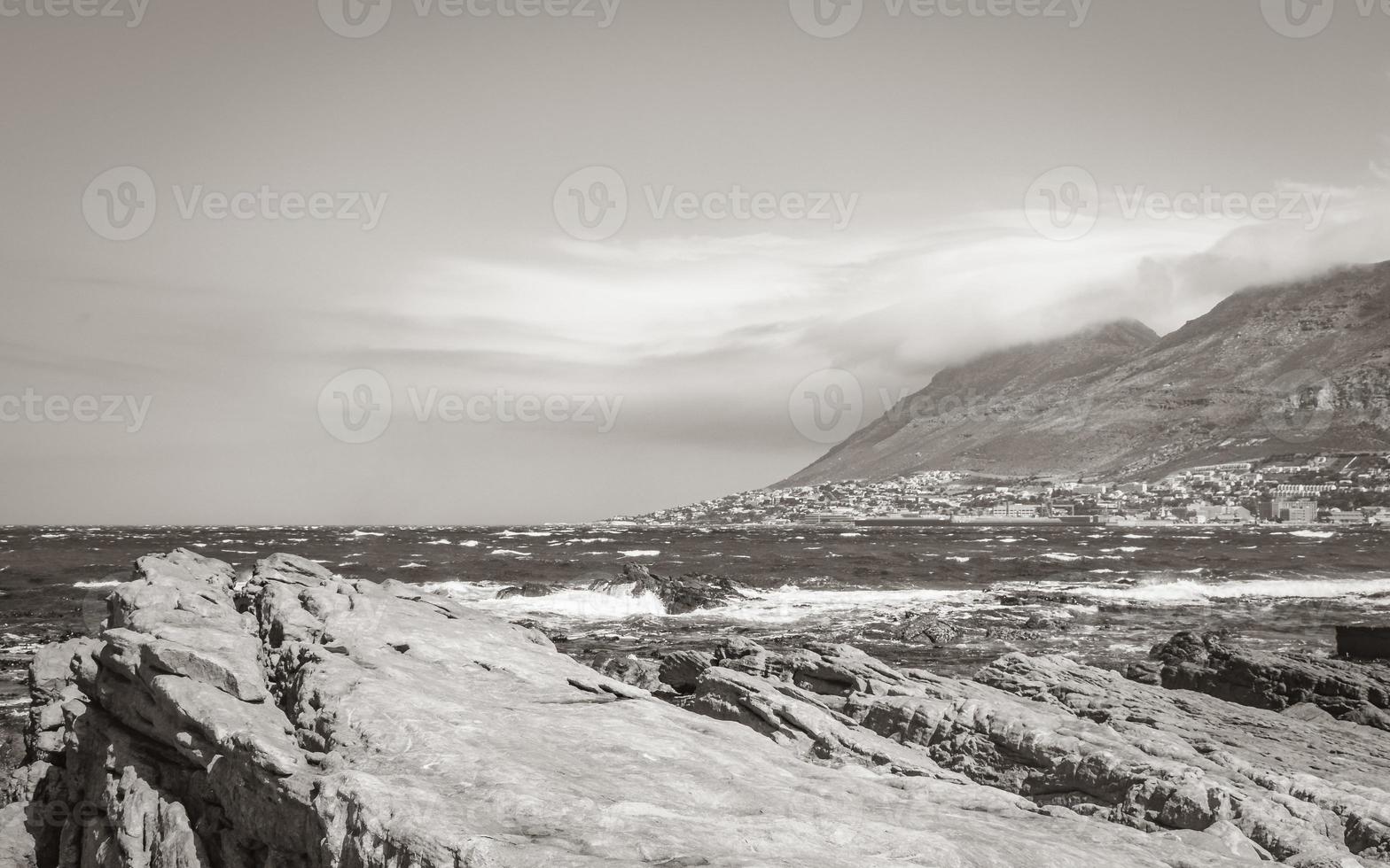 false baai ruw kust landschap stad- kaap stad- zuiden Afrika. foto