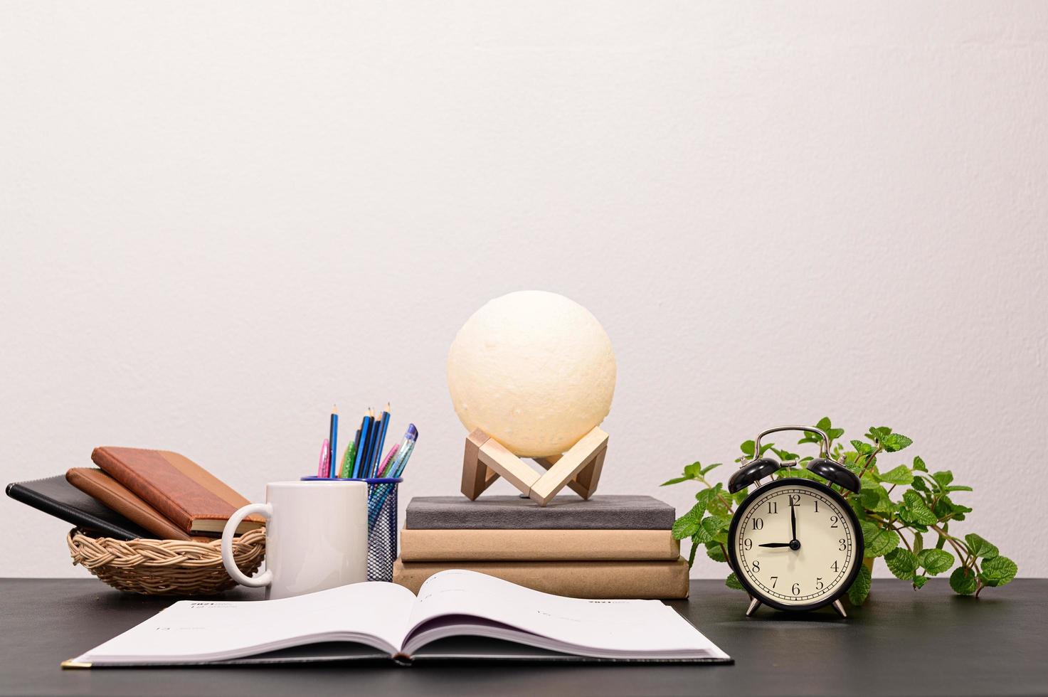 boeken op het bureau foto