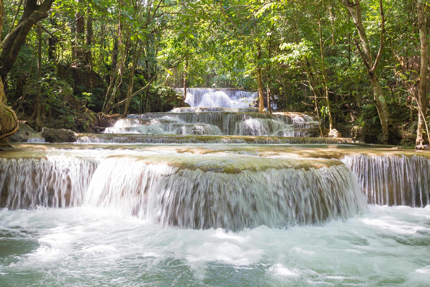 huai mae khamin watervallen foto