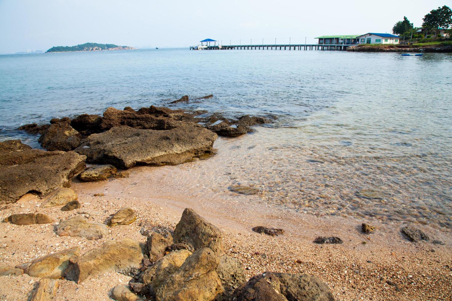 strand en zee in thailand foto