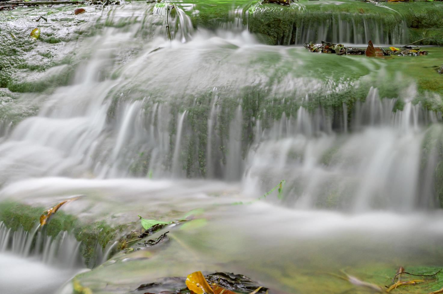 watervallen in Thailand foto