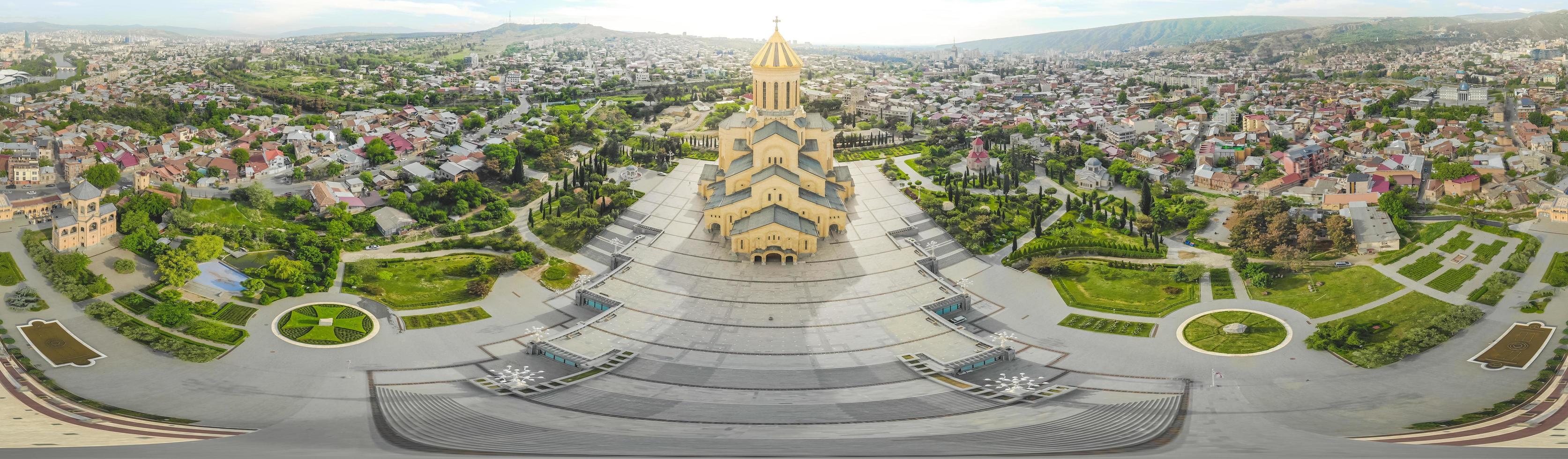 tbilisi sameba kathedraal 360 foto