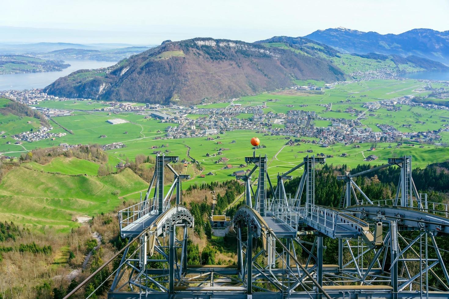 uitzicht vanaf mt. stanserhorn in zwitserland foto