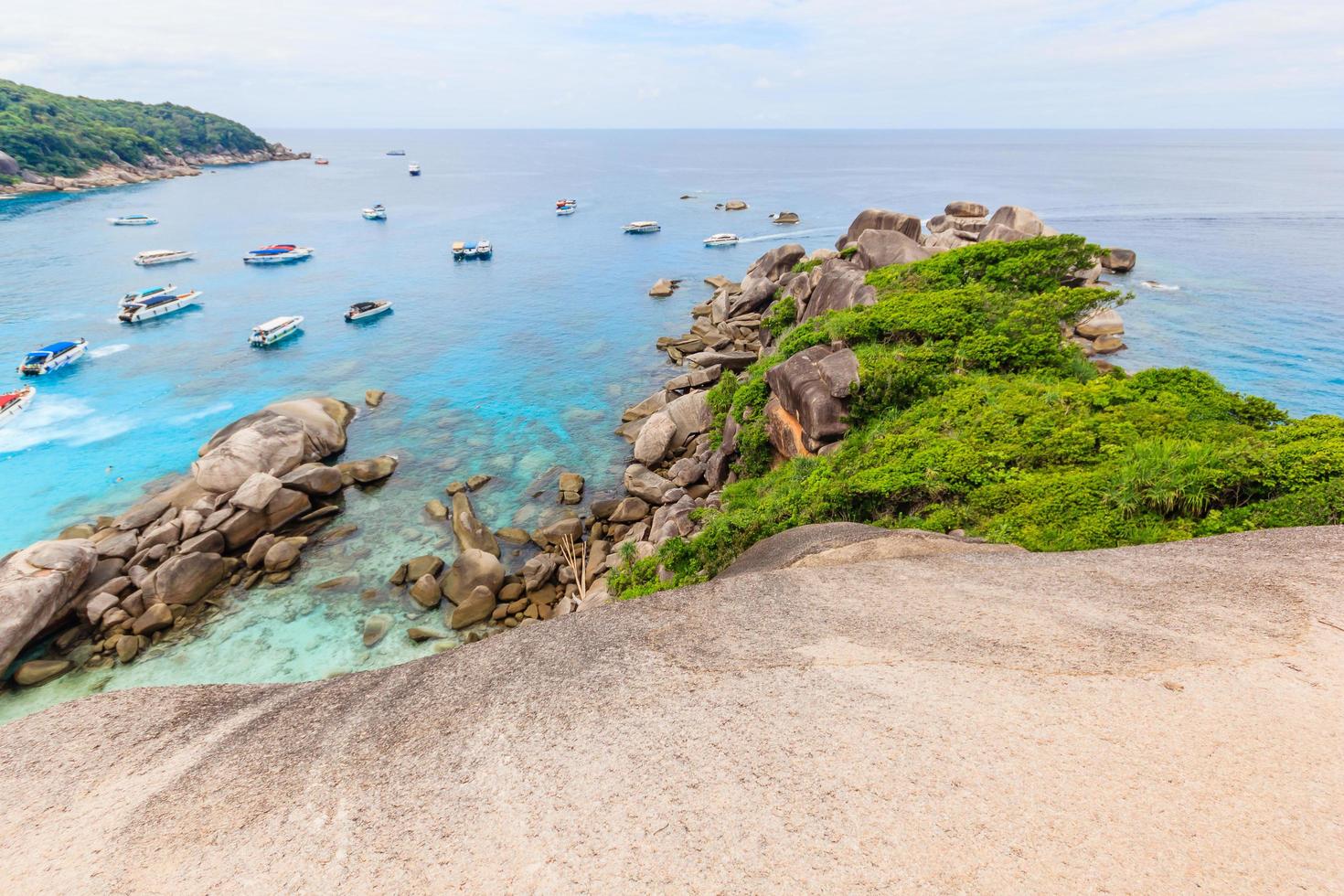 uitzichtpunt op similan eiland, phuket, thailand foto