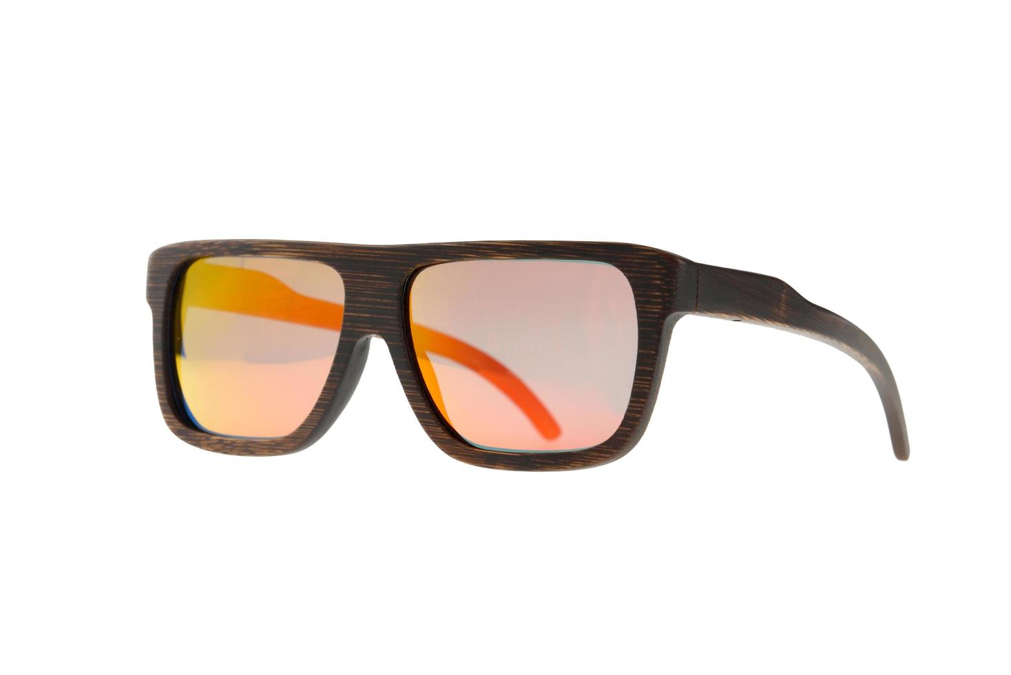 houten donkerbruine zonnebril met oranje glazen foto