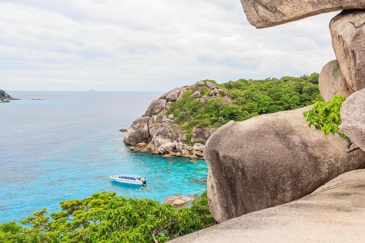 uitzichtpunt op similan eiland, phuket, thailand foto