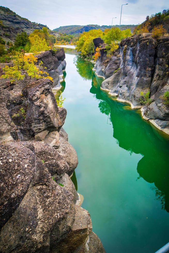 toneel- rivieren en grachten in Griekenland buitenwijken foto