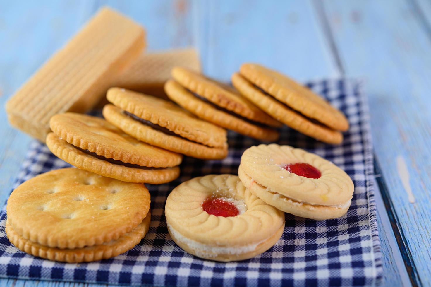 koekjes geplaatst op stof foto