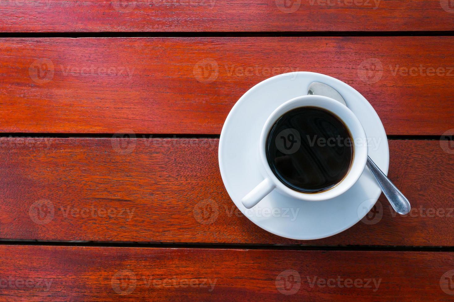 koffie op een houten tafel foto
