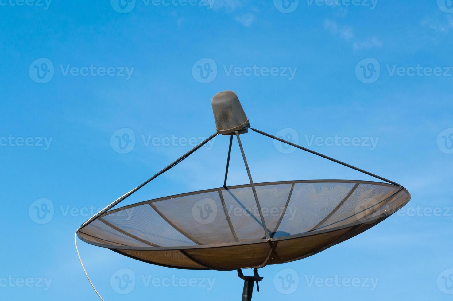 satellietschotel op het dak foto